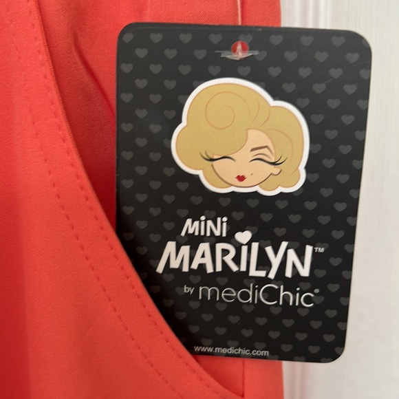 Mini Marilyn Scrub Joggers 4 Way Stretch Elastic Waist Band 4 Pockets Size M NWT - Picture 7 of 10